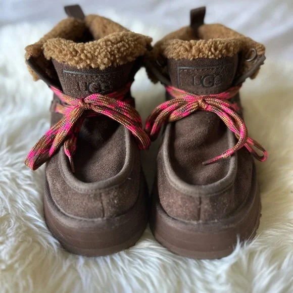 UGG Women's Funkarra Cabin Cuff Boots Chocolate Brown - Picture 3 of 6